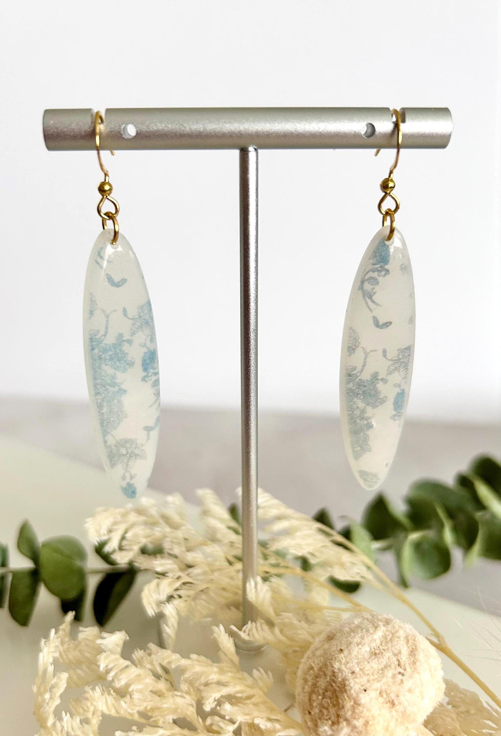 White and Light Blue Floral Earrings, Chinoiserie Dangles, Elegant Bridal Wedding Gift