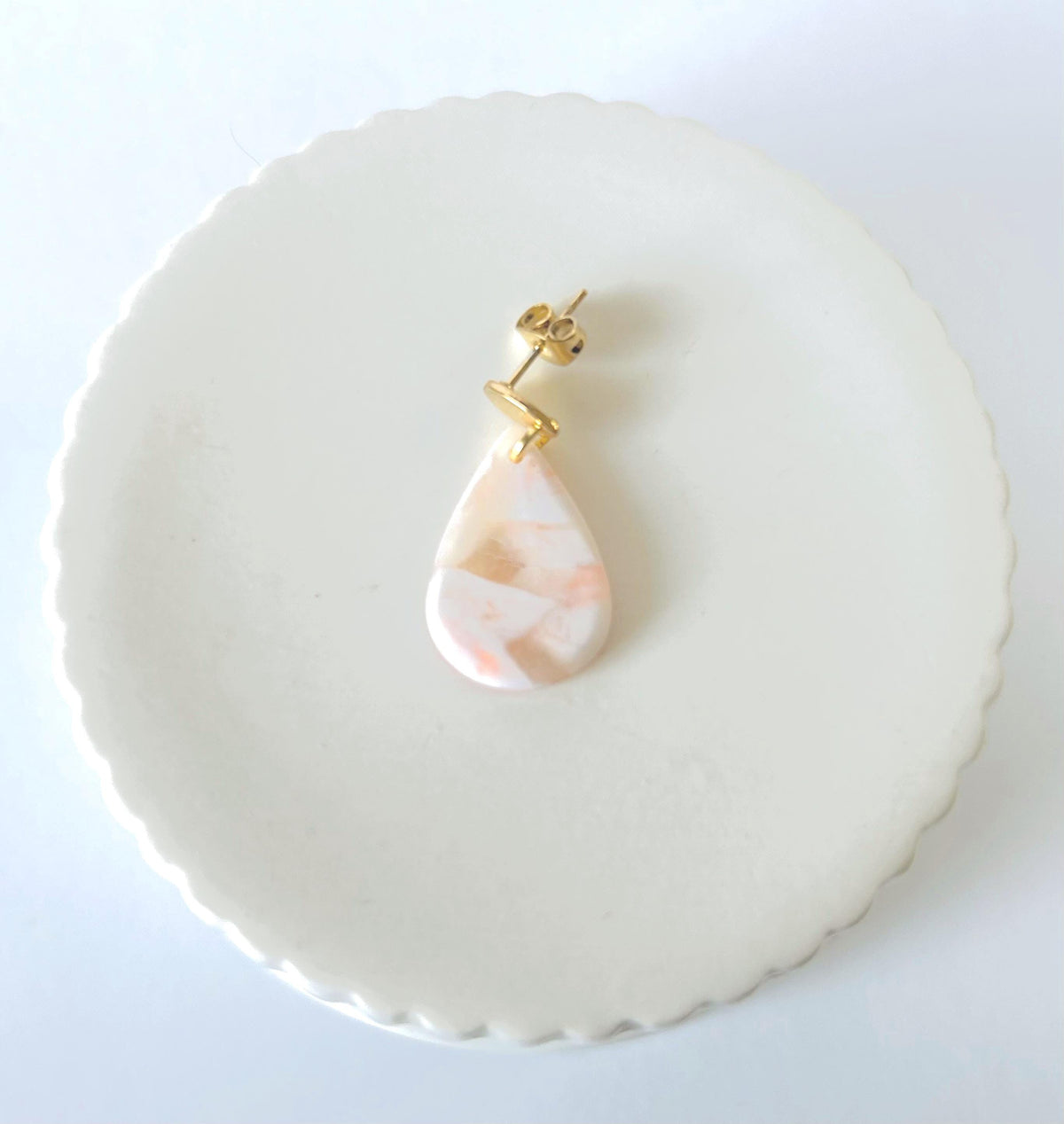 Peach and White Marbled Clay Drop Earrings, Teardrop Spring or Summer Dangles, Handmade Jewelry