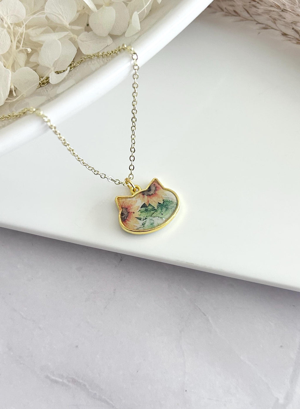 Sunflower Cat Charm Necklace, Yellow and Green Floral Pendant, Handmade Fashion Clay Jewelry