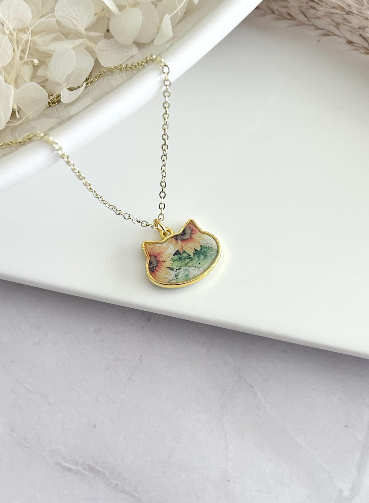 Sunflower Cat Charm Necklace, Yellow and Green Floral Pendant, Handmade Fashion Clay Jewelry