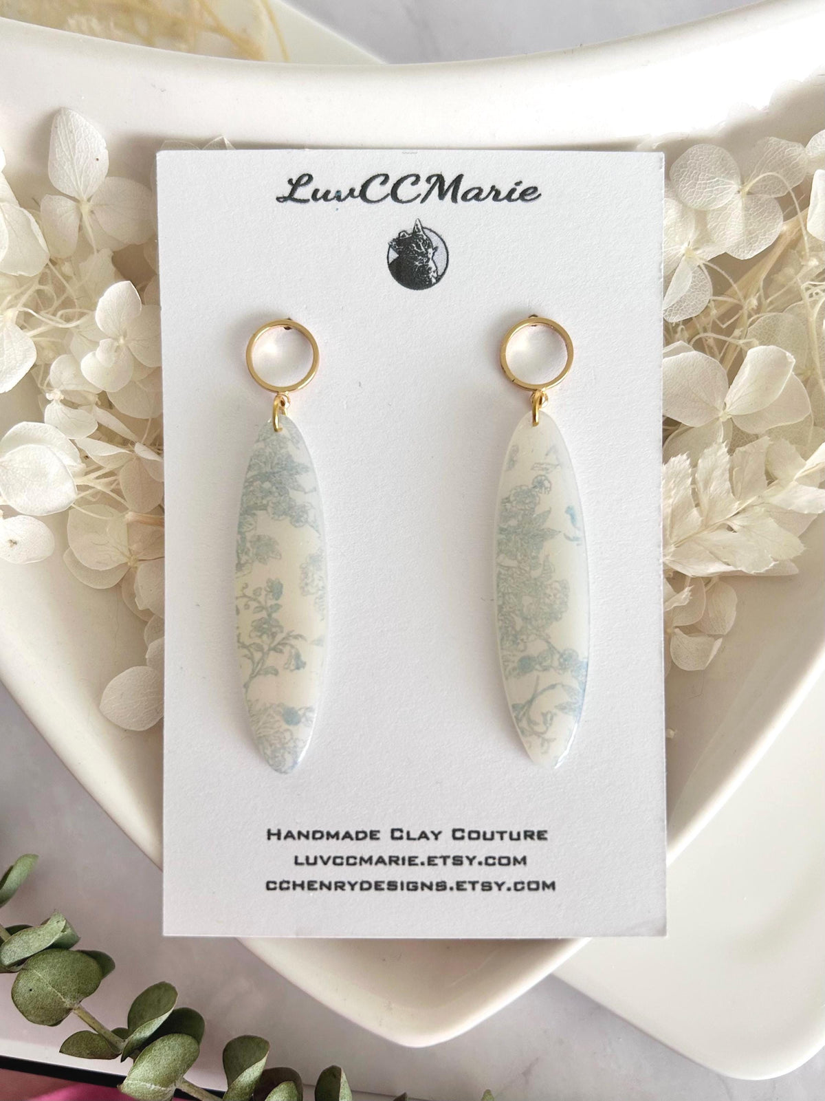White and Light Blue Floral Earrings, Chinoiserie Dangles, Elegant Bridal Wedding Gift